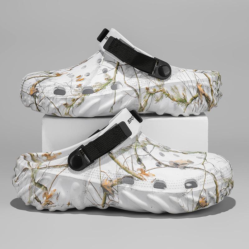 

Large size thick-soled hole shoes, men s new summer beach shoes, sandals, bag head slippers, and two shoes. 40 белый