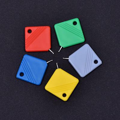 Infila-ago Colorato in Plastica Quadrato Accessori per Cucito Fai da Te Infila-ago Domestico