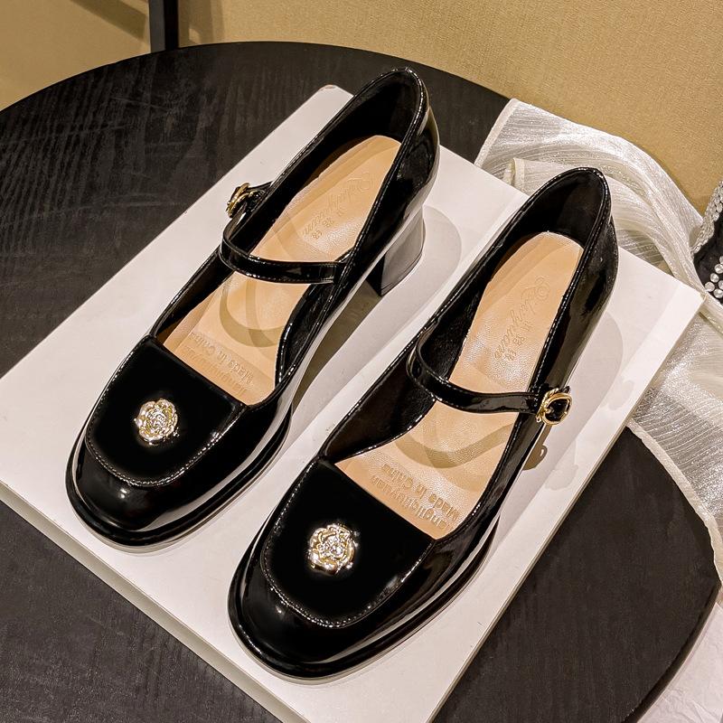 Mary Jane Shoes Women's Word with High Heels Thick Heel 2025 New Spring and Autumn Light Mouth Burgundy Single Shoes Women's Middle Heel