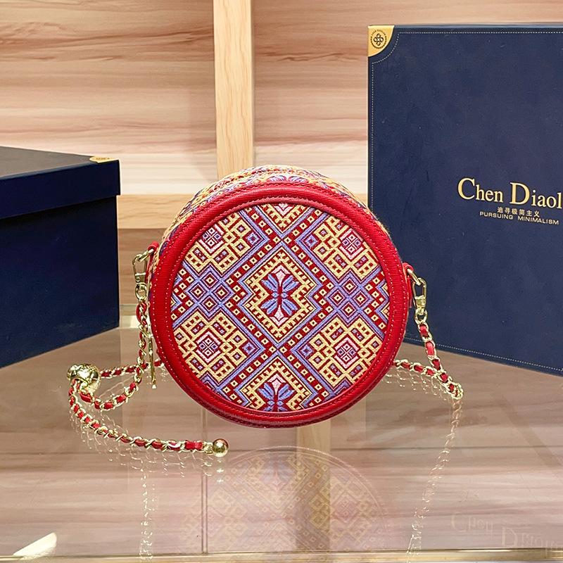 Crossbody Handbag with High-end Luxury Ethnic Style Fashion Chain Strap Women's Small Round Bag