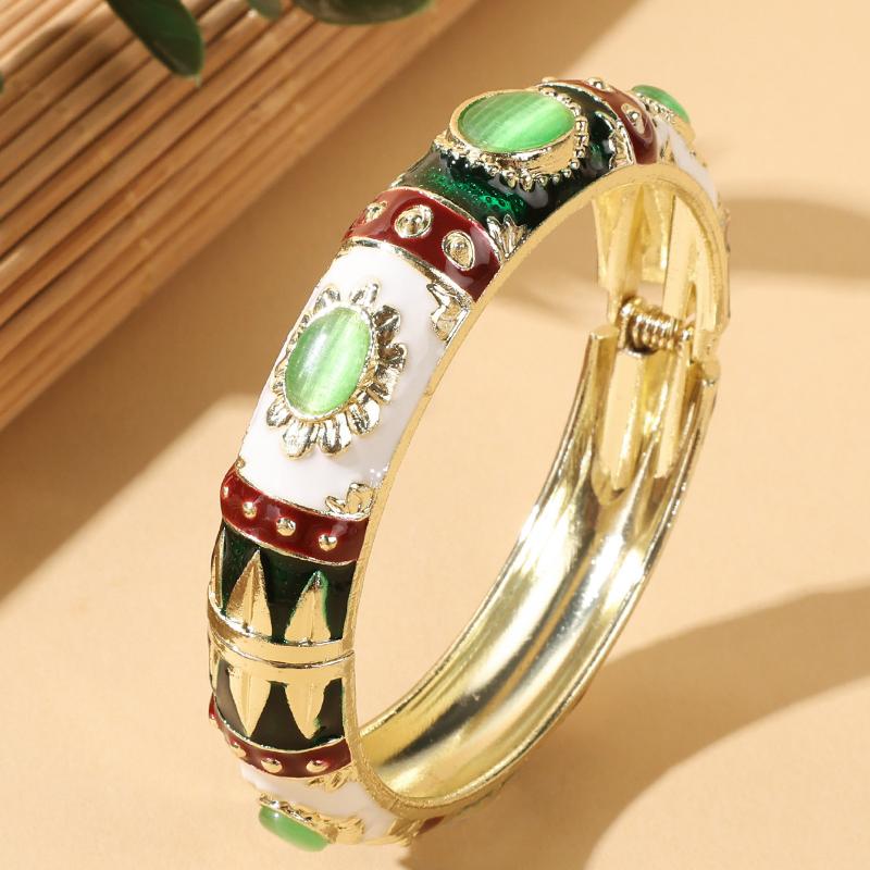 Cloisonne Flower Bracelet for Women Vintage Bohemian Style Bangle Non-Tarnish Jewelry for Travel Daily Wear Gift