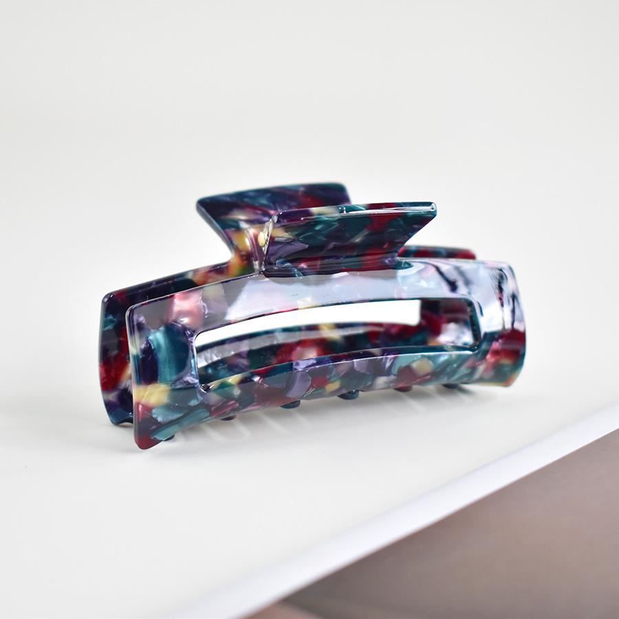 European & American Women’s Black & White Checkered Hair Clip - Large Acetate Acrylic Claw for Bun Hairstyles