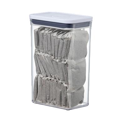OXO Kunststoff luftdichter Aufbewahrungsbehälter, mittel, 2,6L, Rechteckig,