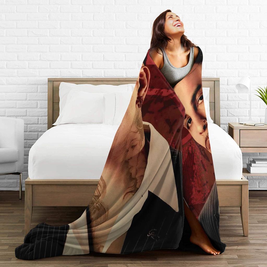 Rauw Alejandros Super Soft Blankets Students Plush Throw Blanket Fashion Home Decor Flannel Bedspread Sofa Bed Cover