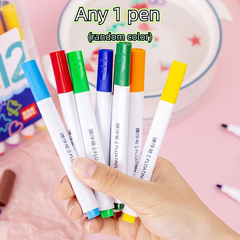 Kreative Wasserkunst: Sehen Sie zu, wie Ihre Designs mit diesem erstaunlichen Stift auf dem Wasser schwimmen.