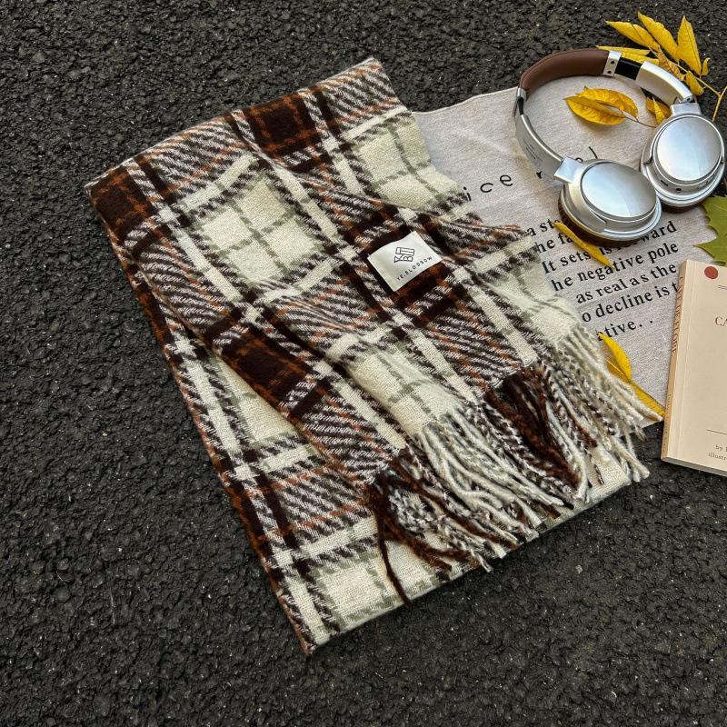 High-End Plaid Shawl for Women - 2025 Autumn/Winter Korean Style Thickened Imitation Cashmere Scarf