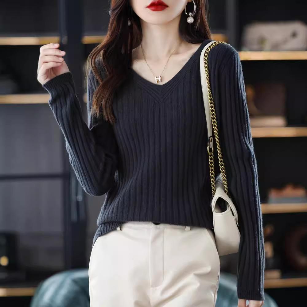 Pletené zboží Jarní a podzimní tenký svetr s výstřihem do V Podsada s dlouhým rukávem Dámský svetr Jednoduchý a elegantní univerzální top