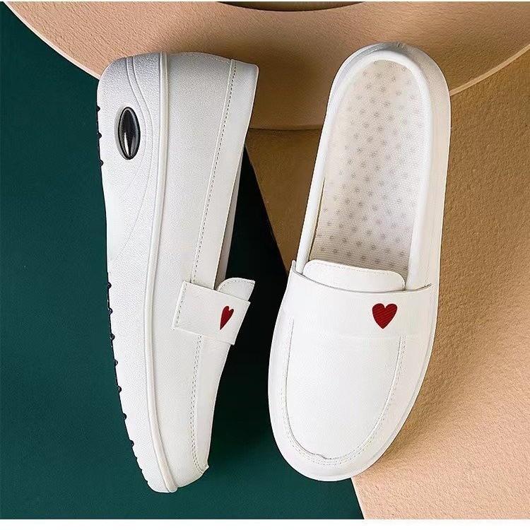 

Женская обувь для медсестер, новая летняя повседневная и удобная обувь на мягкой подошве, белая, нескользящая и дышащая, медицинская рабочая обувь 40 белый