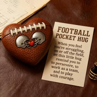 Liebesherz Fußball Taschenumarmung mit positiver Karte Emotionale Unterstützung Herzförmiger Baseball Taschenanhänger Spieler Fans Sammlerstück Aufmunterungsgeschenk