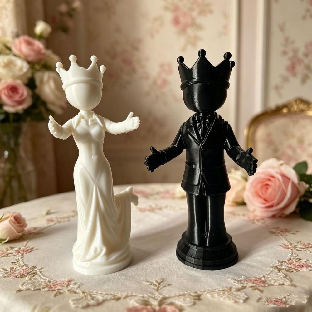 2pcs 3D Printed Desktop Ornaments Sculpture Queen King Statue Funny Persons Figurine  Office