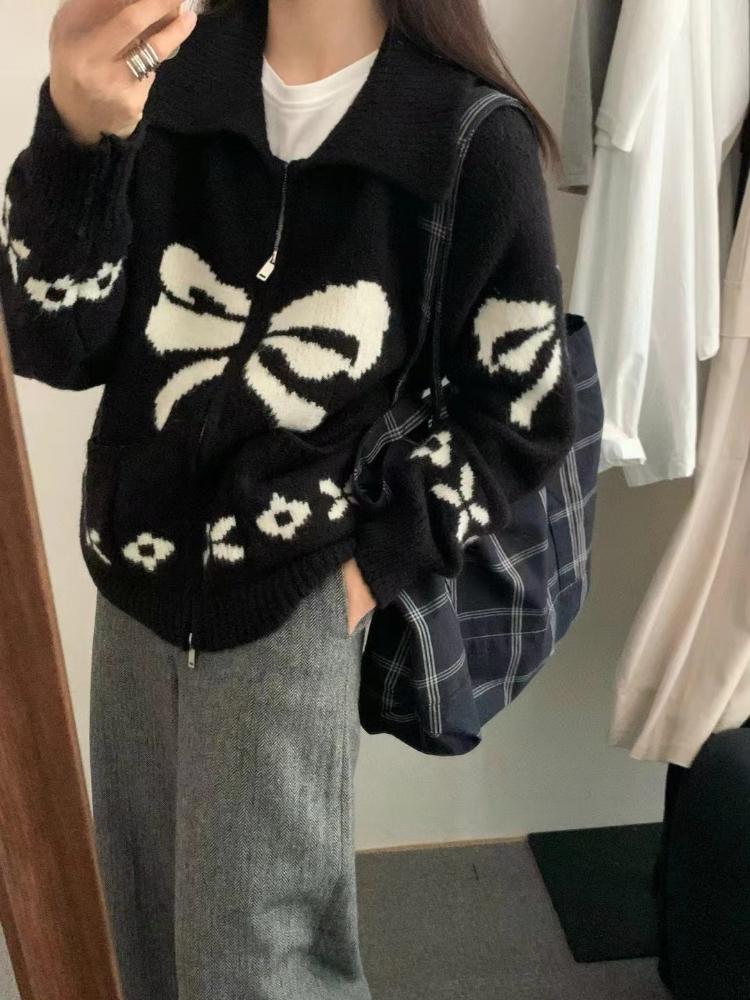 Autumn French Fashion Sweet Knitted Cardigan Women Harajuku White Design Aesthetic Print Sweater Female New Casual Elegant Chic Warm Coat