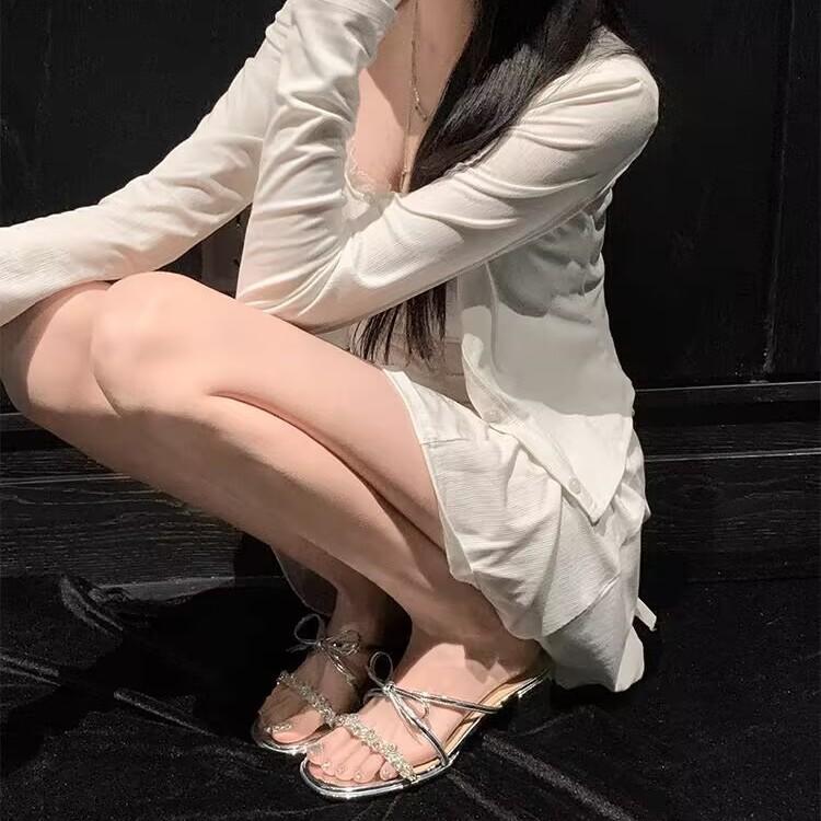 [sheii Su Yinyin] Foot On the Galaxy~ Rhinestone Bow Thick Heel Slippers Women's Sandals Wear Summer