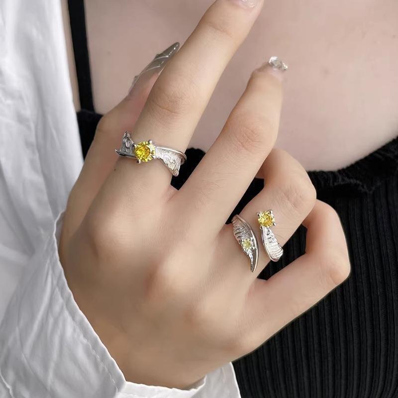 Unique Irregular Textured Zirconia Stone Ring For Women Fashionable Adjustable Open Band