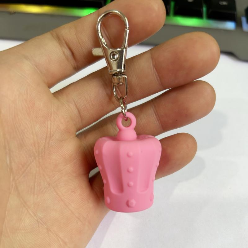 Portable Lip Gloss Keychain Caps Silicone Lid Holder Keyring Pendant For Lip Balm Bag Pendant Makeup Tool Accessories
