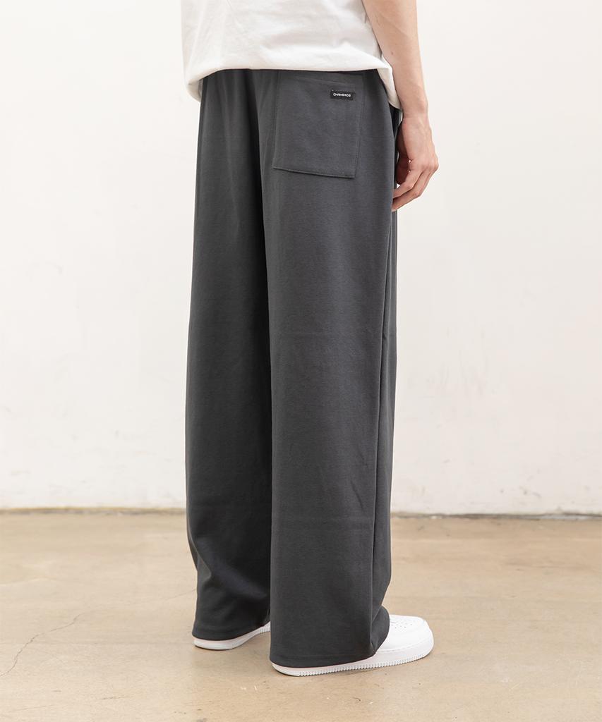 CHAMBROS Point Logo Pintuck Wide Sweatpants [Dark Grey]