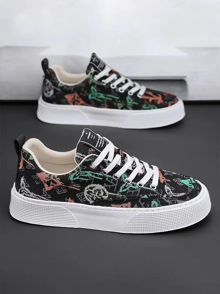 

Мужская обувь весна 2024 новые дышащие парусиновые туфли корейской версии модные универсальные легкие мягкие подошвы нескользящие низкие туфли для мужчин 44 чёрный