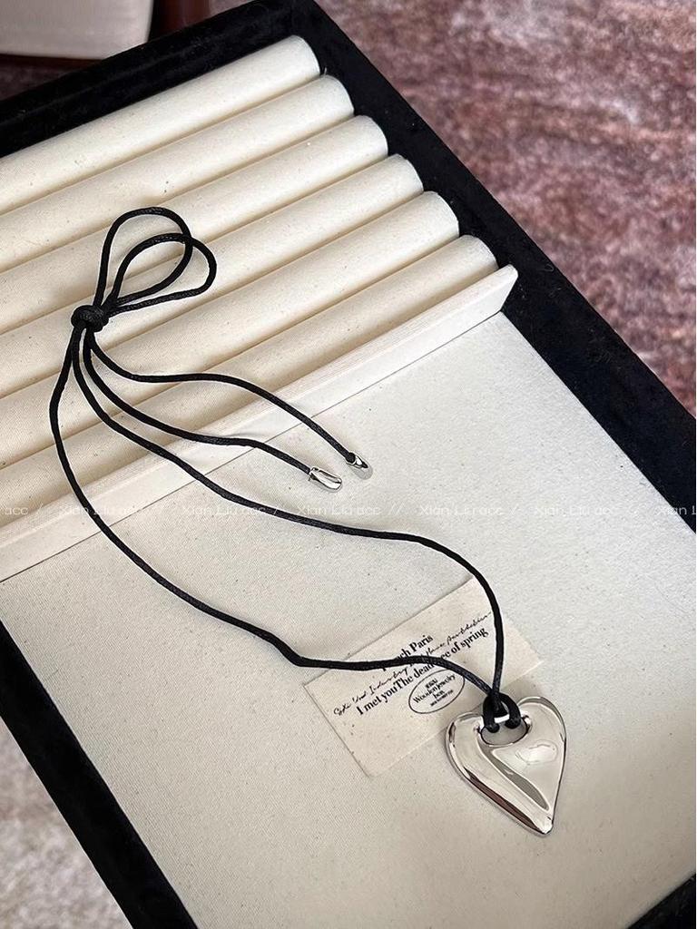 Korean Heart Comb Black Drawstring Necklace - Women's Fashion Choker Chain