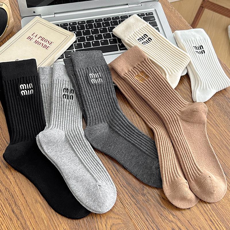 Women's Off-White Slouchy Mid-Calf Socks - Autumn/Winter Gray with Embroidered Personality, Sweat-Absorbent Cotton, Miu Style.