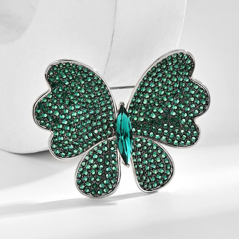 

Design Sense European Heavy Industry Zircon Brooch Elegant Exquisite Small Temperament Cute Versatile Butterfly Corsage Women S Accessories зелёный
