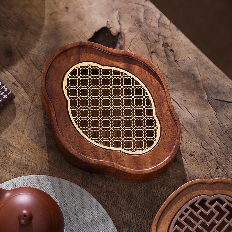 Walnut Zisha Teapot Mat: Small Water Storage Tray for Japanese Tea Brewing