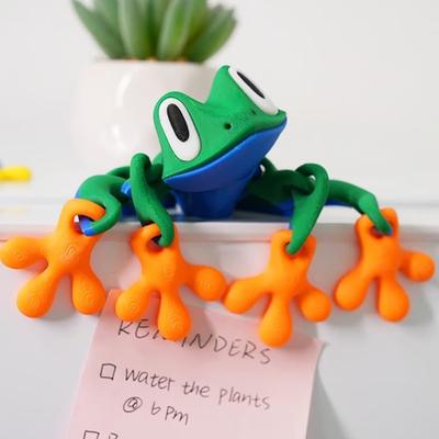 Magnetic 3D Printed Frog Toy Movable Joints Frog Fridge Magnet Articulated Animal