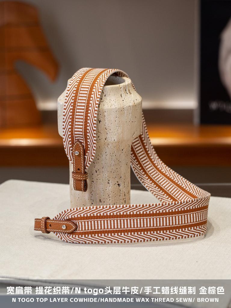 Sangle Hair Accessory Set With N Togo Top Layer Cowhide Handmade Leather Strap Woven Wide Leather Belt