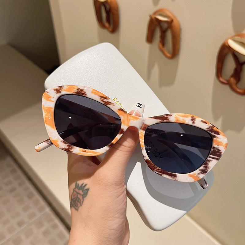 

Cat Eye Shape Sunglasses Male Female European American Style UV400 Protection Sun glasses Fashion Party Show Women Sunglass