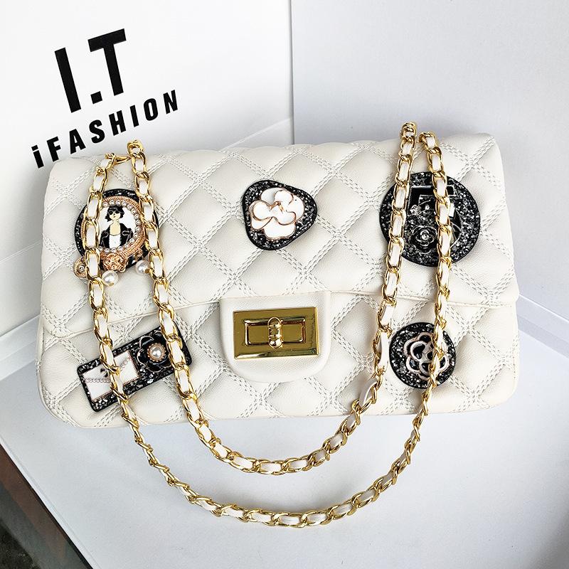 Autumn and Winter Genuine Leather Women's Bag, Personalized Badge Bag, Women's Small Fragrance Style Diamond Grid Chain Bag, Fashionable and Versatile