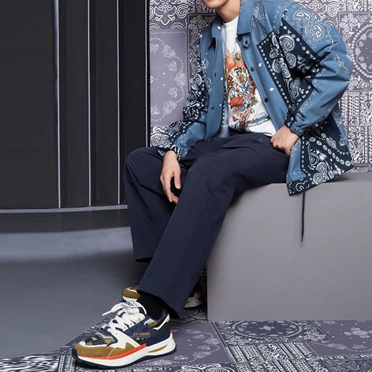 Li-Ning Sports Trend Series Creative Floral Cartoon Print Round Neck Short Sleeve T-Shirt Men Tops White AHSS753-1