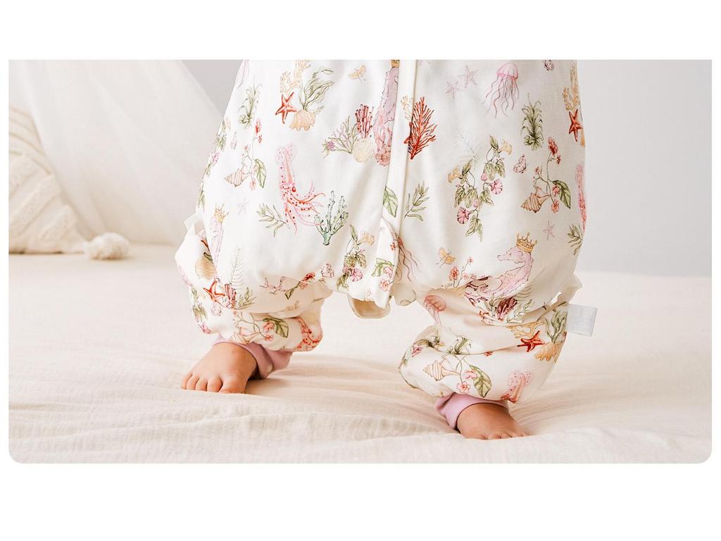Quilted Baby Sleeping Bag with Removable Sleeves for Autumn/Winter, Split-Leg Design, Anti-Kick, Class A Warmth
