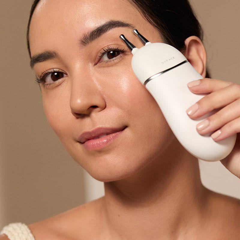 

NuFACE Trinity Plus ELE+ (Intensive Care for Eyes and Mouth Areas) white