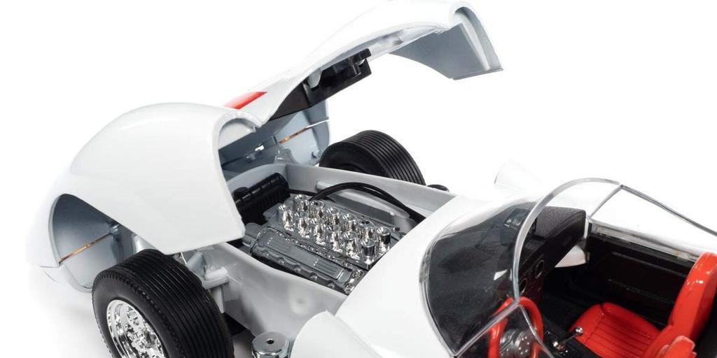 American Muscle Scale Speed Racer Mach 5 Finished Model AWSS124 1/18