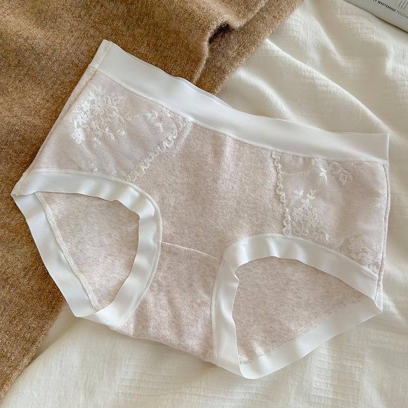 Ladies Spring and Autumn Cotton Comfortable Breathable Non Trace Mid Waist Underwear