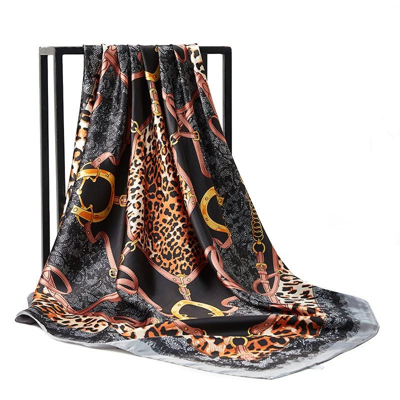 Europe And America Square Shawls Four Seasons Popular Silk Scarves Luxury Style Sunscreen Kerchief New Fashion 90X90CM Headcloth