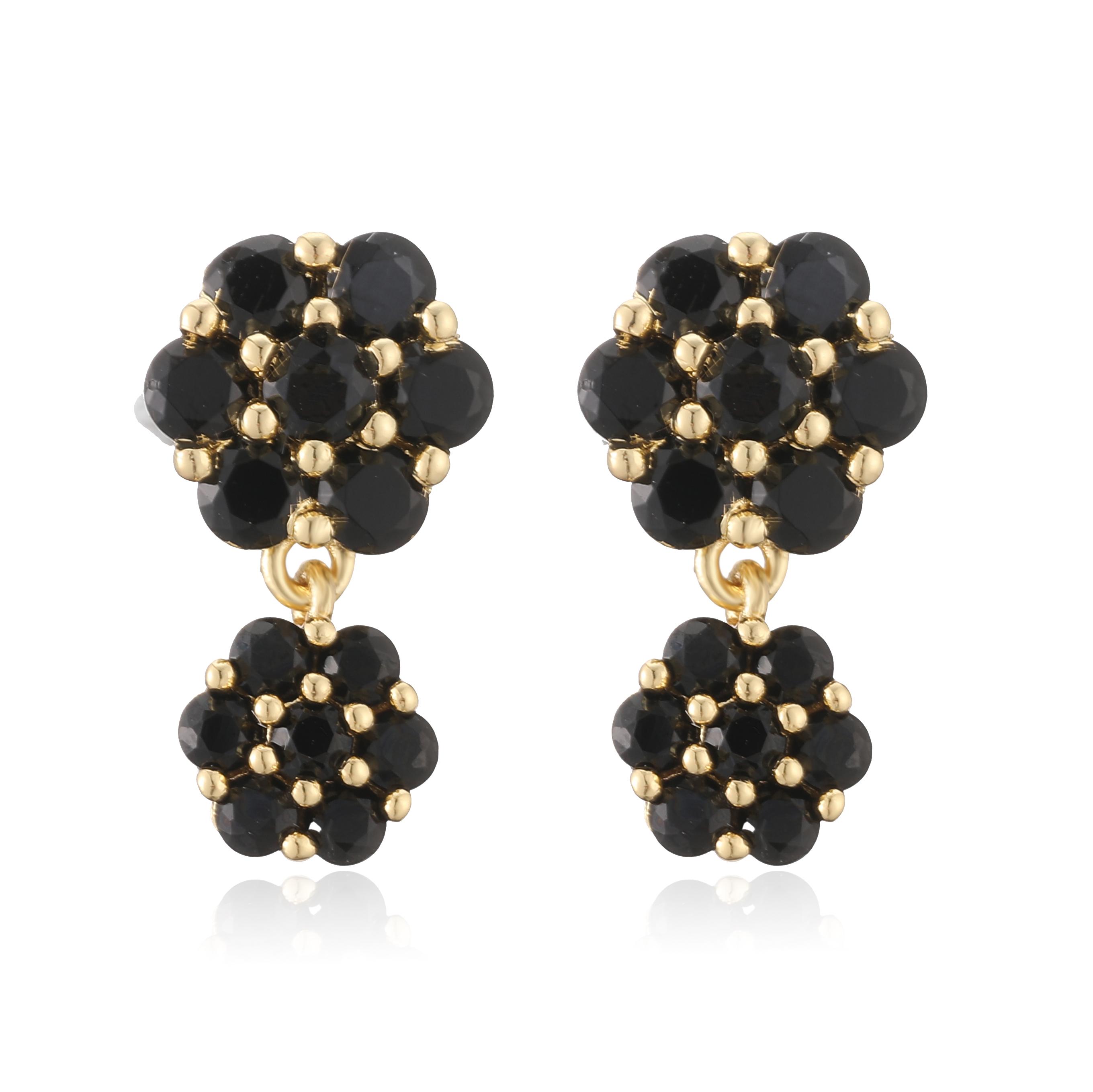 

HECHENG, Minimalist Luxury Chain Stud Earrings Floral-Shaped CZ Stone Earrings Ladies Sweet Jewellery 1 Pair Other