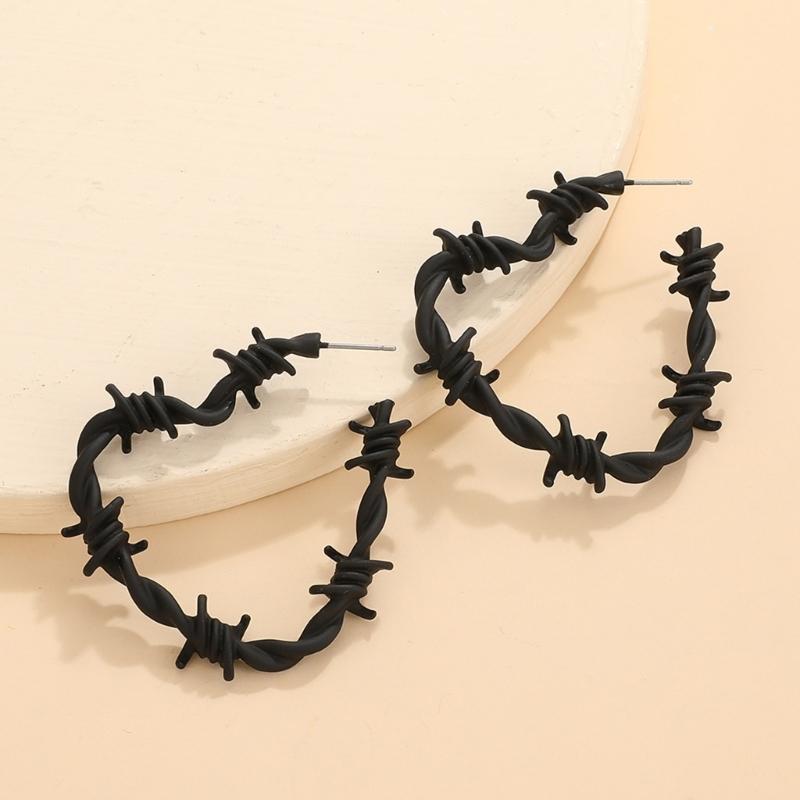 Minimalists Thorn Knot Heart Earrings Unique Korean Trendy Alloy Studs For Her