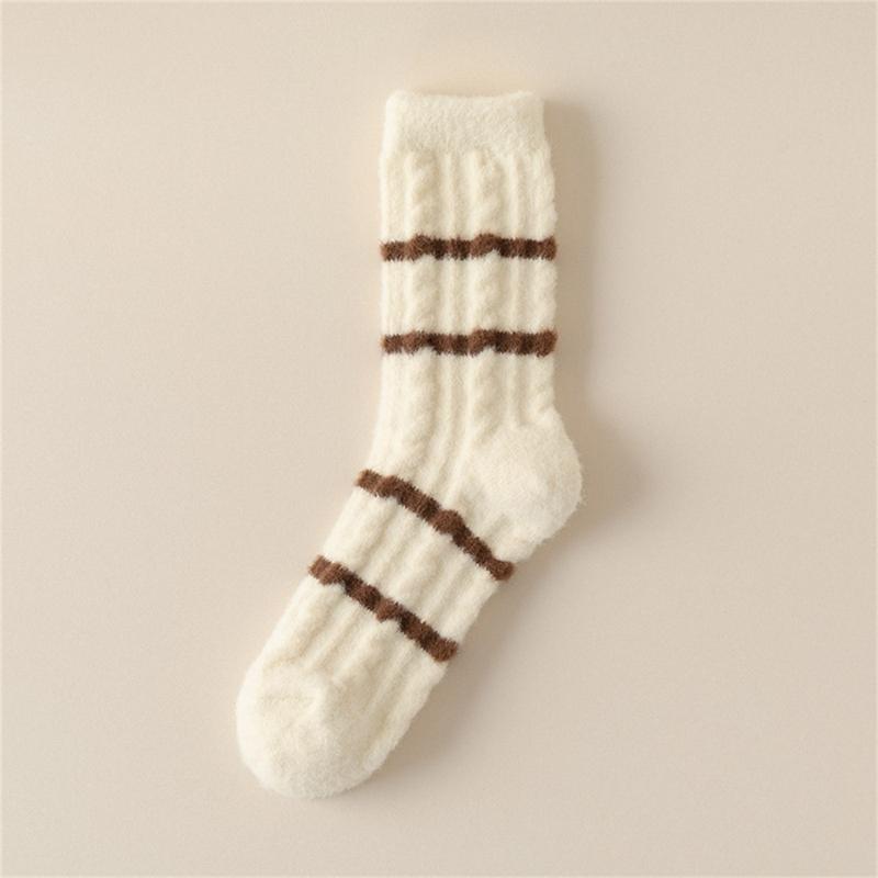 Women Twist Jacquard Fuzzy Plush Socks Winter Warm Color Block Striped Fleece Sleep Socks Thermal Floor Slipper Socks