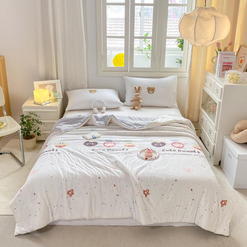Cartoon Rainbow Bear Summer Quilt 100% Cotton Air Conditioning Thin Quilt for Kids Teens Multi-functional Nap Quilted Quilt