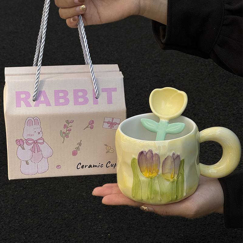 High-value Tulip Ceramic Mug with Lid Spoon As a Gift, Practical Cup for Girls, Birthday Gift for Girlfriends