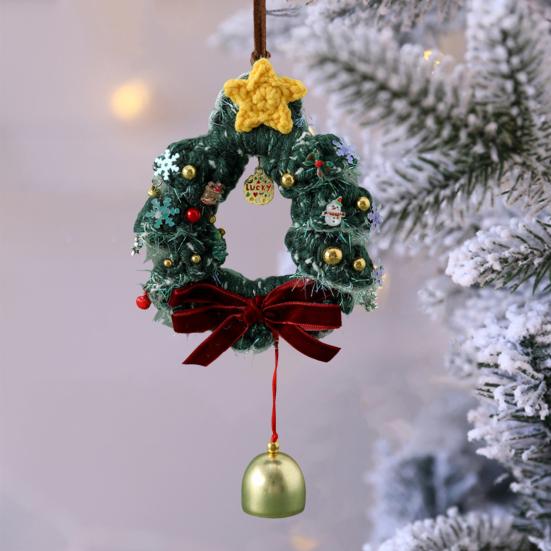Christmas Crochet Wreath Hanging Decoration Xmas Tree Car Rearview Mirror Hanging Handmade Wreath Bell Ornament Holliday Party Pendant