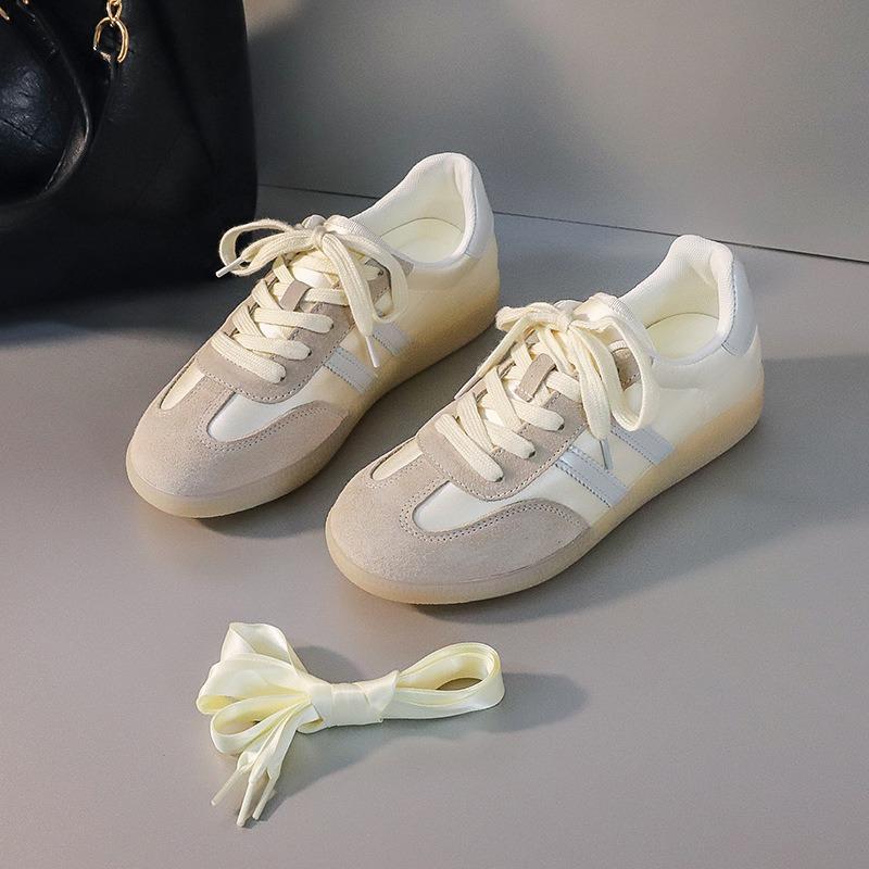 - Spring new women's shoes versatile breathable soft sole not tired feet trendy brand high-end casual women's shoes