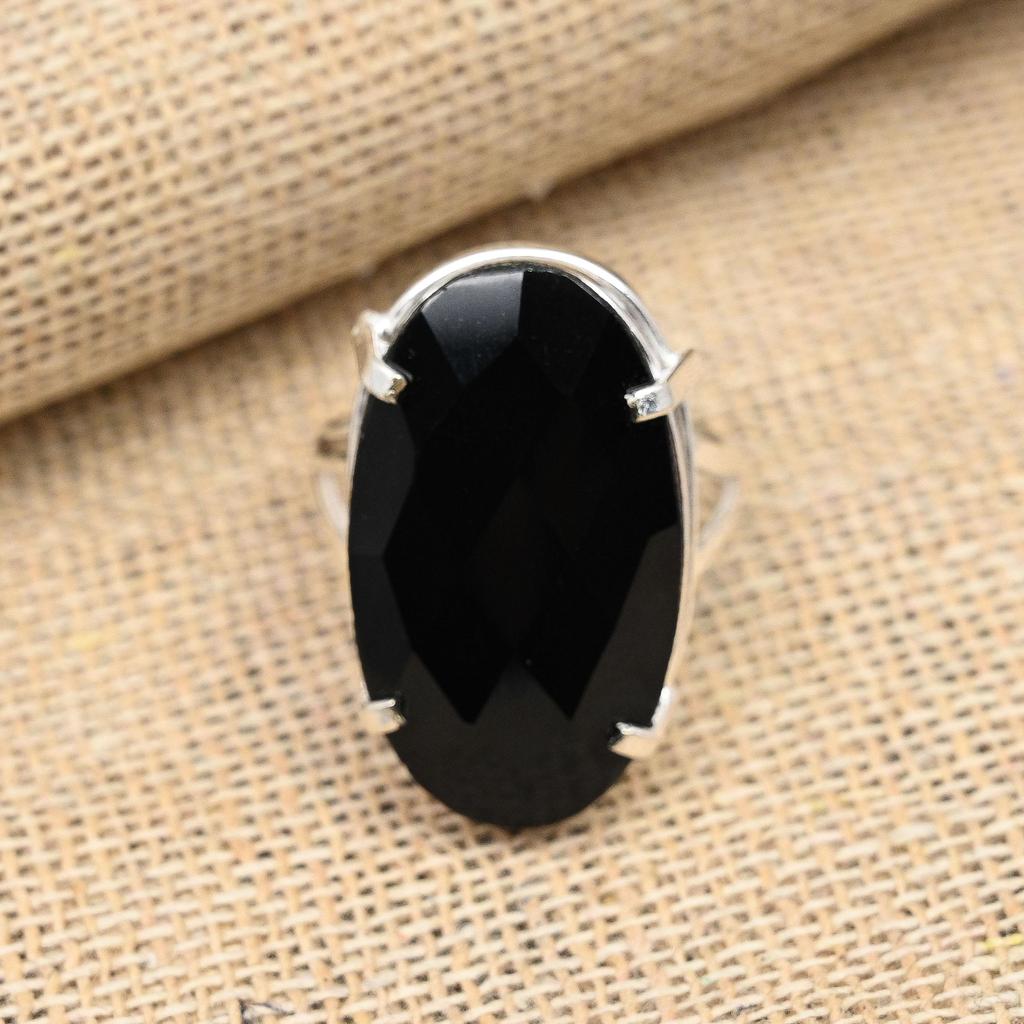 Attraktiv svart Spinel Gemstone Handgjorda smycken 925 Solid Sterling Silver påkostade Ring