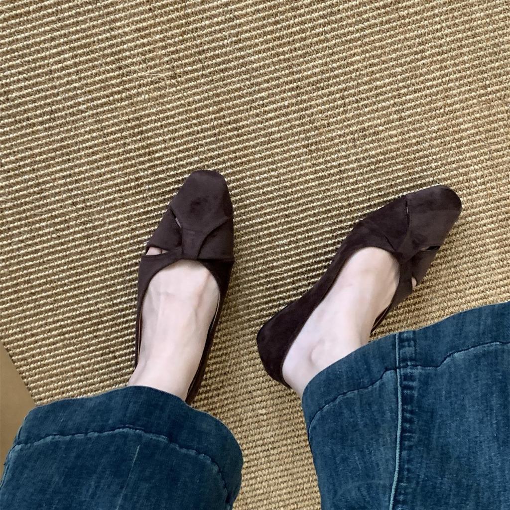 Flat Bottom Retro Suede Square Head Single Shoes Women's Shoes 2025 New Summer French Soft Sole Versatile Black Commuter Shoes