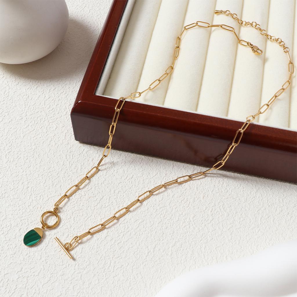 High-End Oval Naturstein Hängekette Personalisiert und Modisch