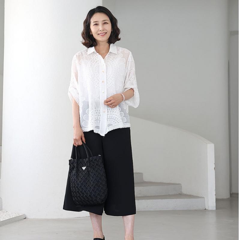 Shiz Madam Women S Sunflower Embroidery Cotton Shirt J31818