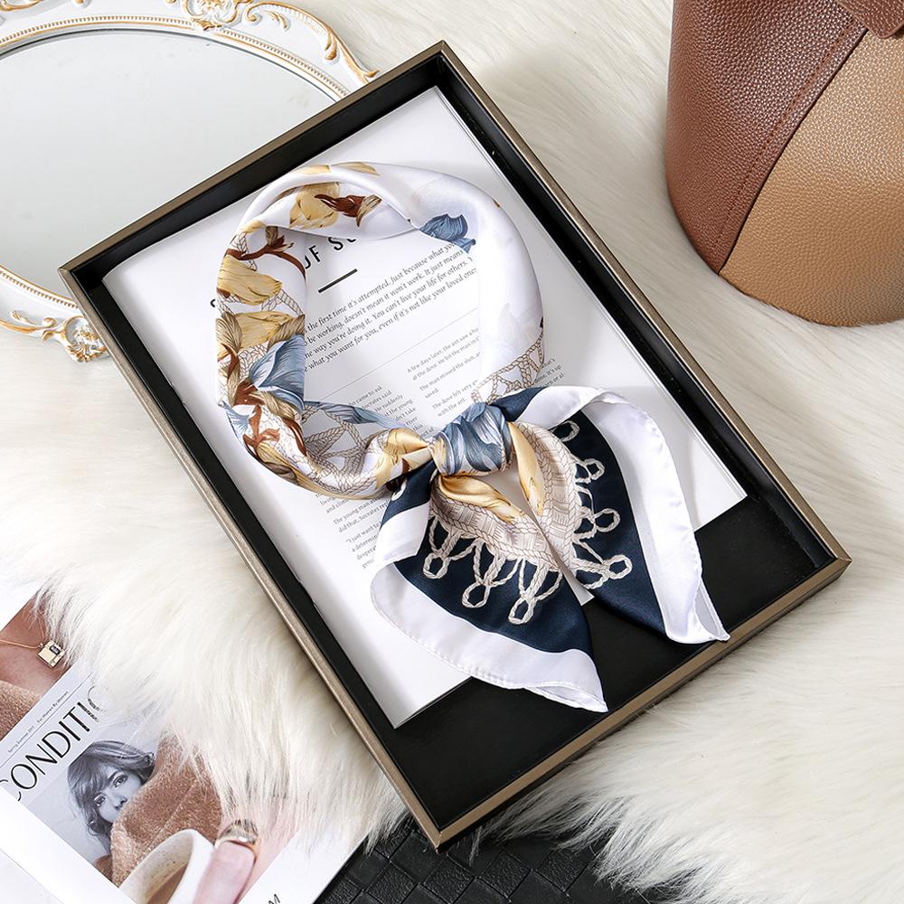 Camellia Flower Simple Silk Scarf Female Shanghai Story Thin Mom High-End Small Square Scarf Scarf