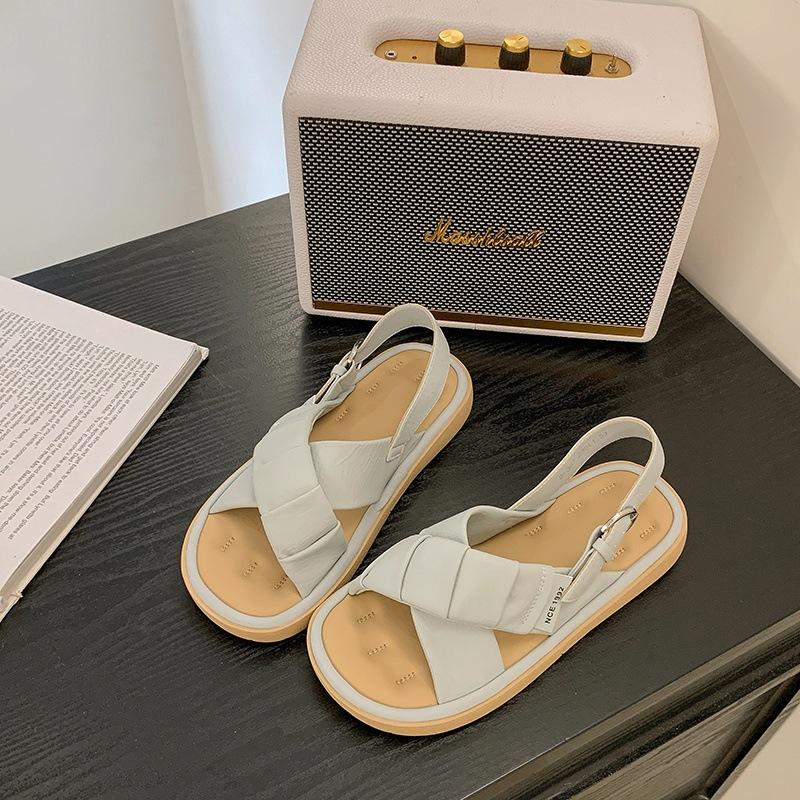 2025 New Summer French Cross with Open Toe Stepping On Shit Sandals Versatile Casual Beach Shoes Soft-soled Sandals Women