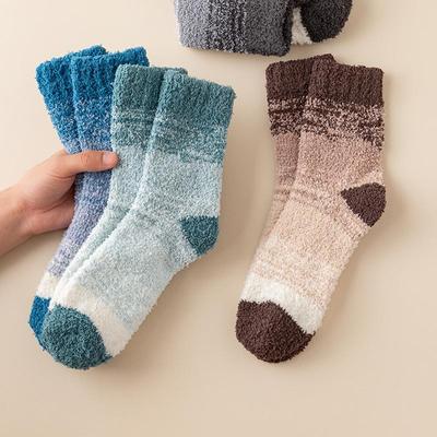 Japanese Style Gradient Men's Coral Fleece Mid-Tube Sleep Socks - Non-shedding, Warm, Half-Velvet Floor Socks