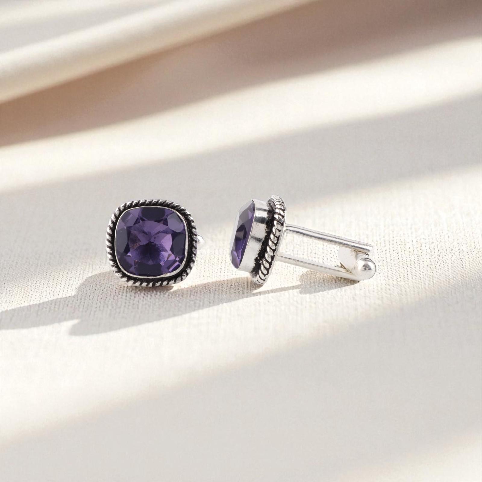 

Иолит Драгоценный камень Серебро 925 пробы Ювелирные изделия Ручной работы Мужские Запонки для костюма 0,61 CL-7-11