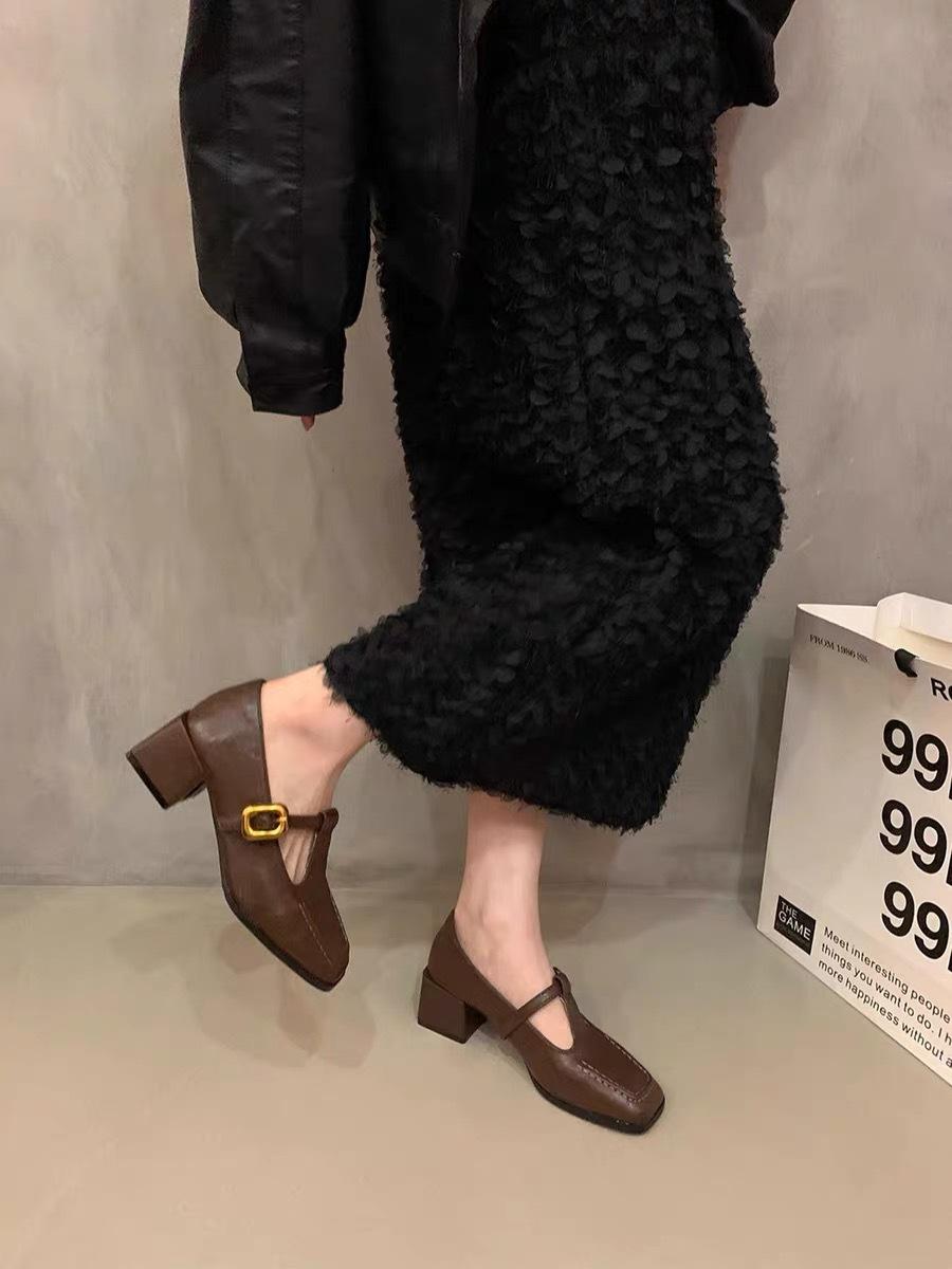 

Ретро туфли Мэри Джейн Т-образной формы женские 2025 осень и зима новая темпераментная женская обувь толстый каблук туфли на толстом каблуке 39 коричневый